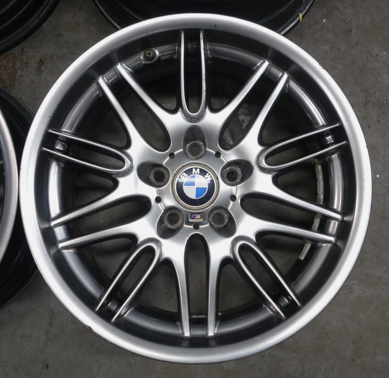 BMW E39 M5 18" Staggered Style 65//M Double Spoke Wheel Set OEM NLA - Image 2