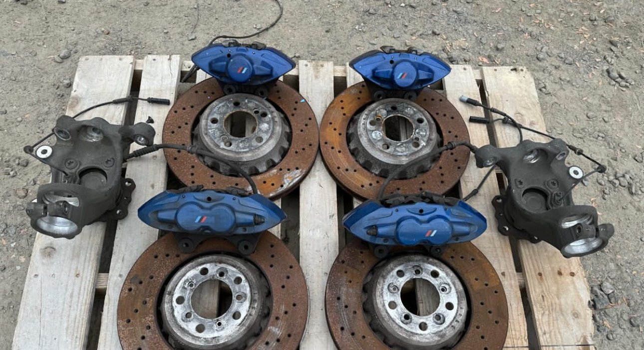 BMW E9x M3 08-13 Retrofit Kit F8x M3 M4 Caliper + Rotors