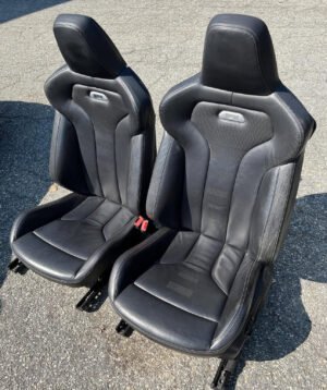 Black Heated Seats : F82 M4 Coupe :