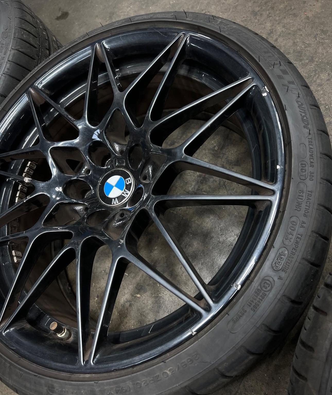 Genuine 666M Gloss Black : Michelin Tires - Image 5