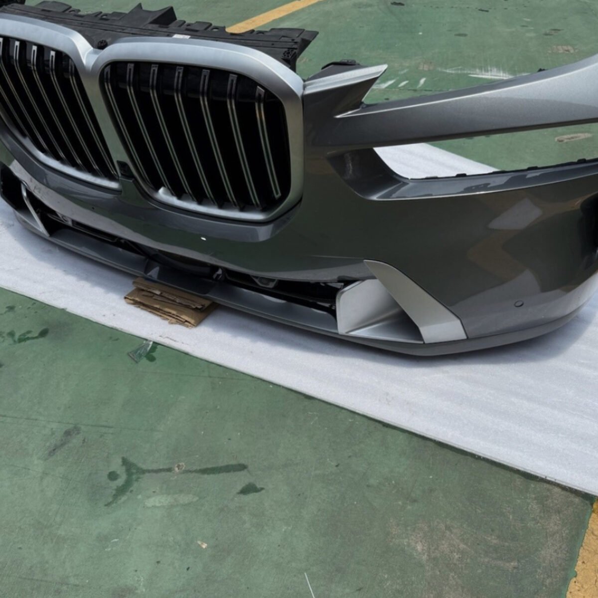 2023 2024 2025 BMW X7 xDrive40i Front Bumper Assembly
