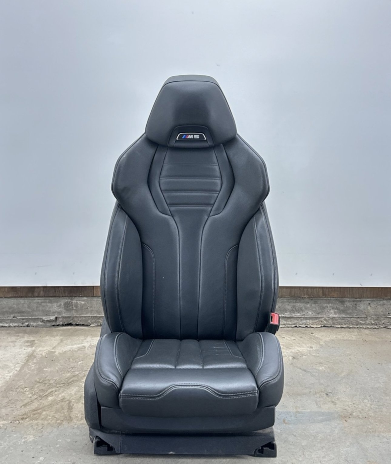 OEM 18-23 BMW F90 M5 COMPETITION FRONT RIGHT PASSENGER SIDE LEATHER SEAT