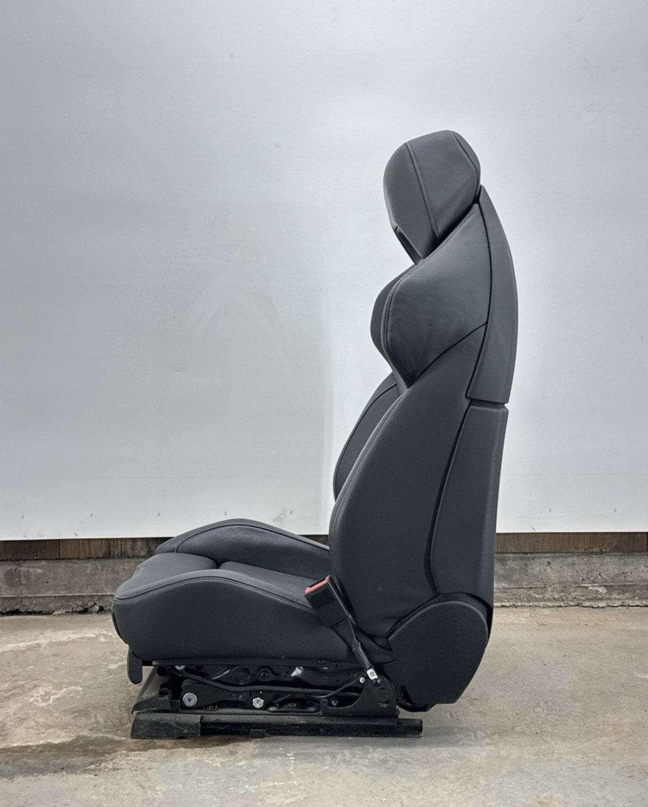 OEM 18-23 BMW F90 M5 COMPETITION FRONT RIGHT PASSENGER SIDE LEATHER SEAT - Image 6