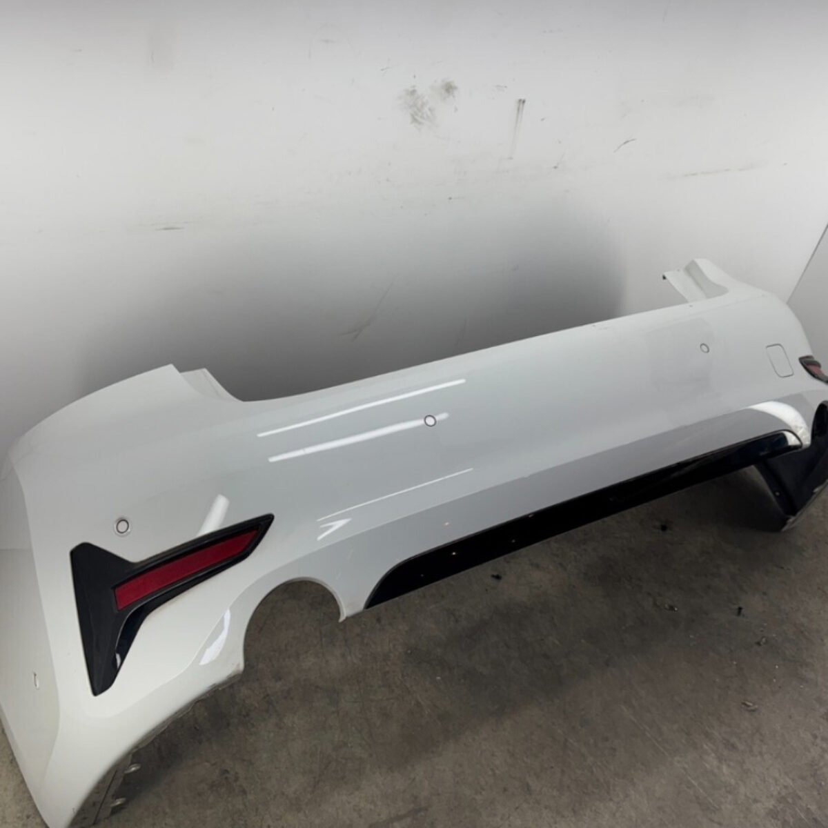 BMW 2019-2022 G20 330i Rear Bumper Cover Panel White Alpine 300 Assembly Oem