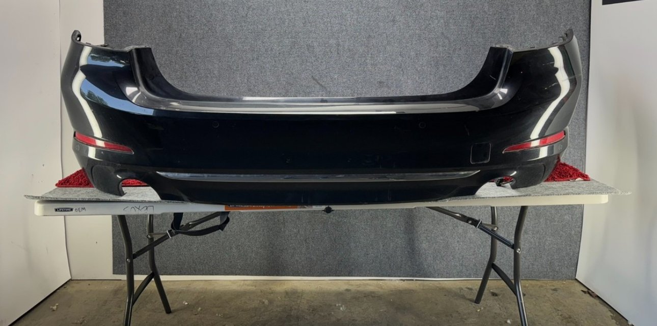 BMW 17-20 G30 REAR BUMPER COVER W/ PDC ASSEMBLY BLACK SAPPHIRE METALLIC OEM B8
