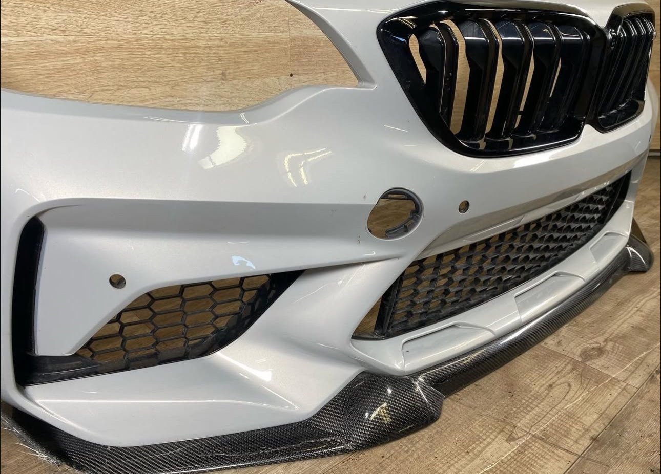 M2 Competition Front Bumper Assembly Hockenheim Silver - Image 4