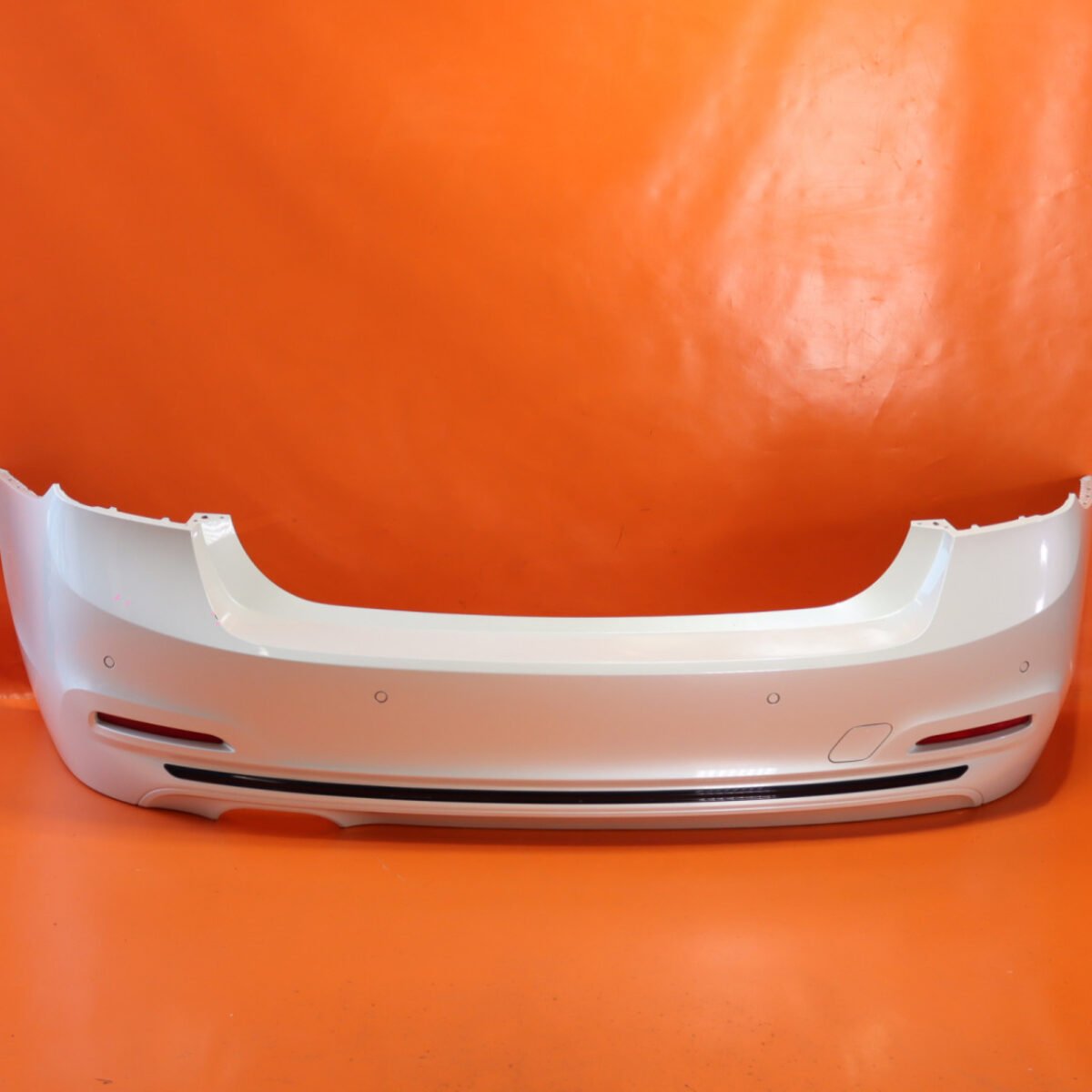 BMW 328 330 REAR BUMPER 2016 2017 2018 5112 7384603 ASSY WHITE OEM