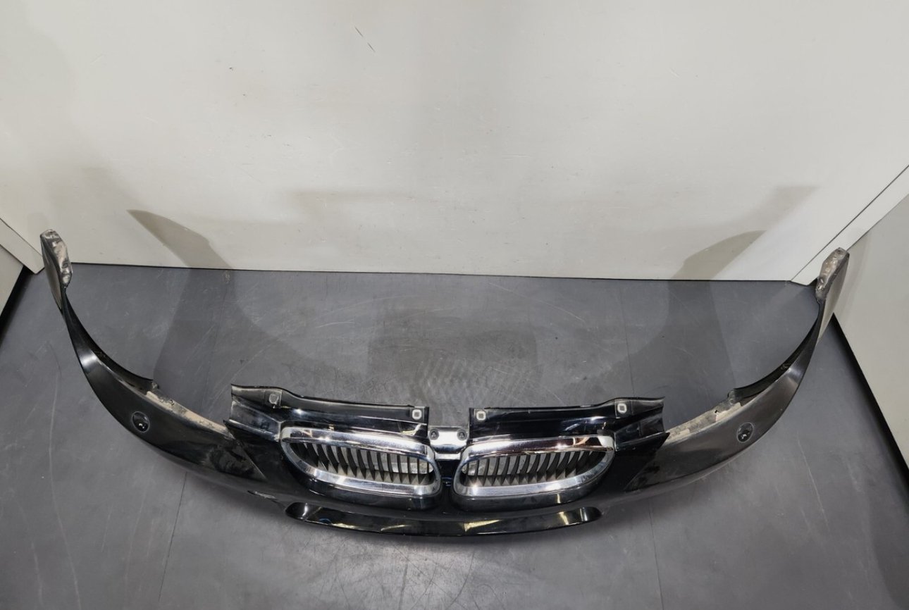 OEM BMW M3 E90 E92 E93 Front Bumper Cover Black 668 - Image 4