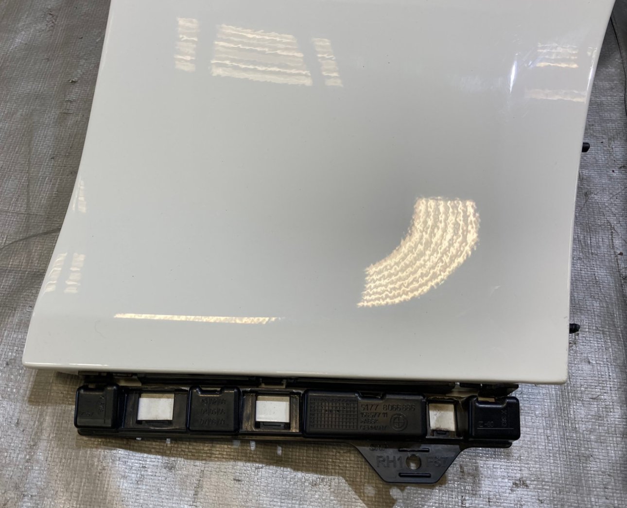 F87 BMW M2 Passenger Side FenderAlpine White - Image 6