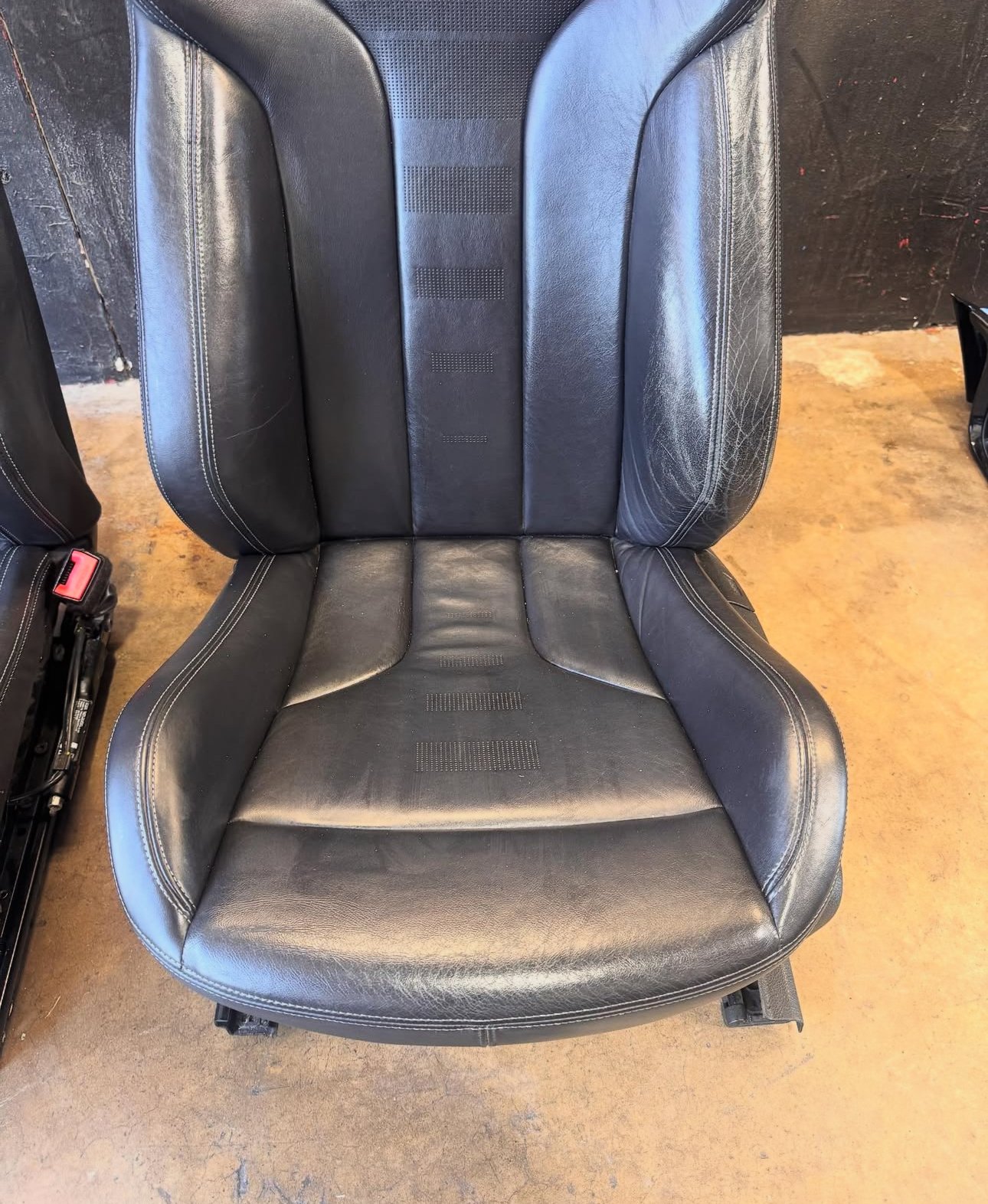 BMW F82 M4 Coupe Front Seat Pair - Image 2