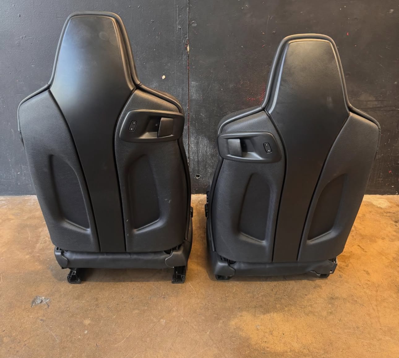 BMW F82 M4 Coupe Front Seat Pair - Image 8