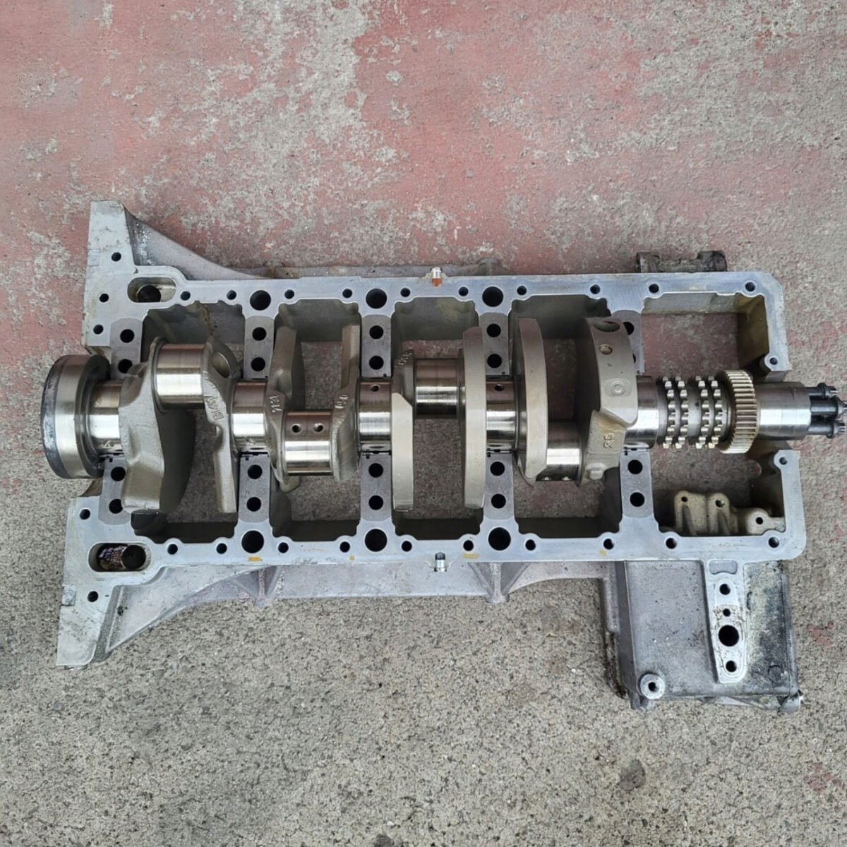 Crankshaft bmw m3 e90 e92 e93