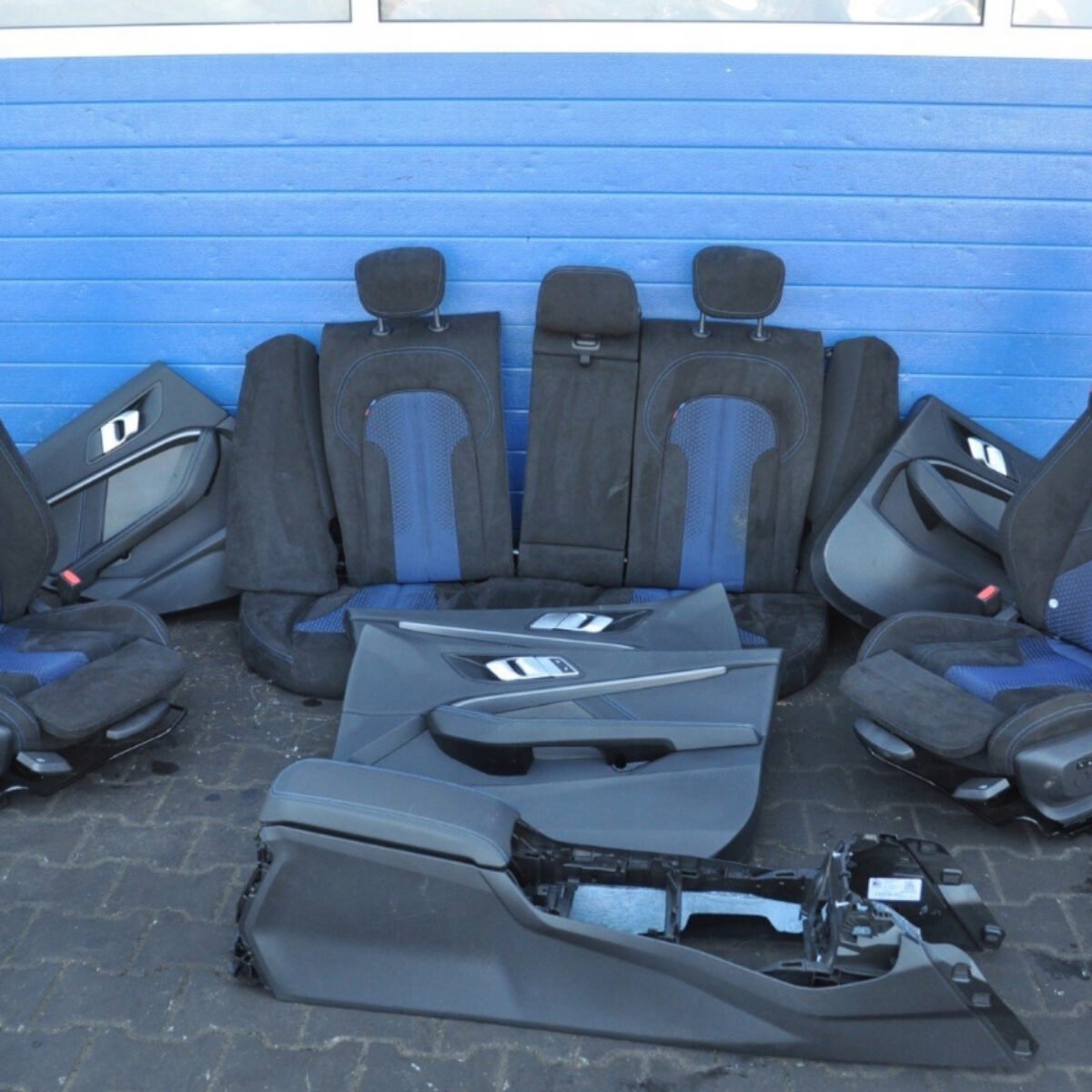 F44 GRAN COUPE M2351 ARMCHAIRS SOFA SIDES TUNNEL