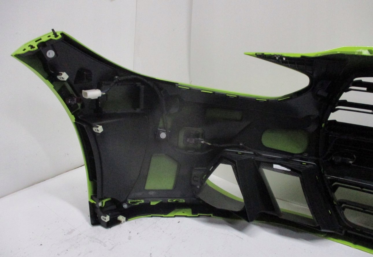 FRONT BUMPER BMW M4 G80 USA 23R 6PDC CARBON UNDER CAMERA FRONT - Image 9