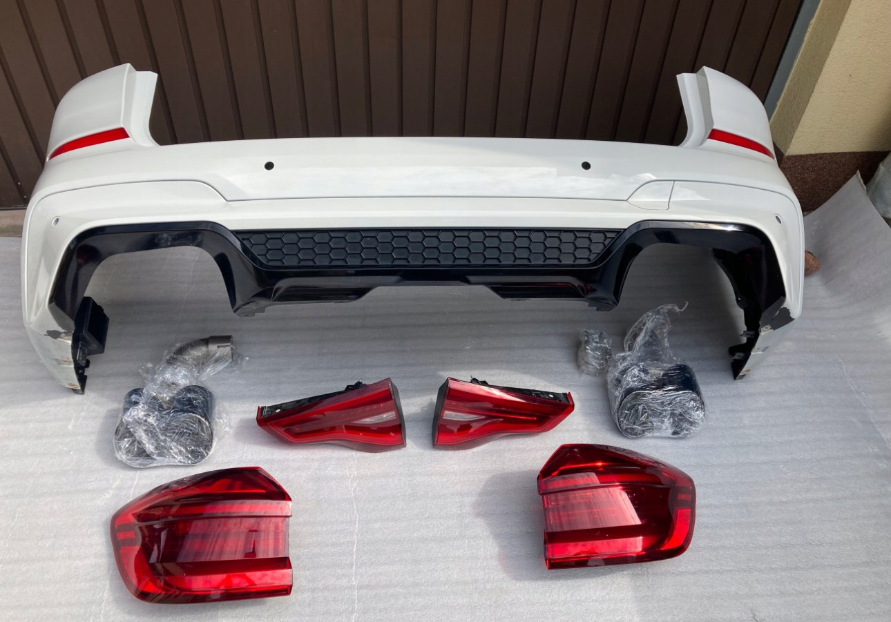 BMW X3M F97 BUMPER BACK + LAMPS LED+ TIPS EXHALE ORIGINAL COLOR