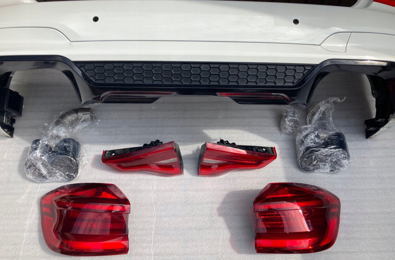 BMW X3M F97 BUMPER BACK + LAMPS LED+ TIPS EXHALE ORIGINAL COLOR - Image 7
