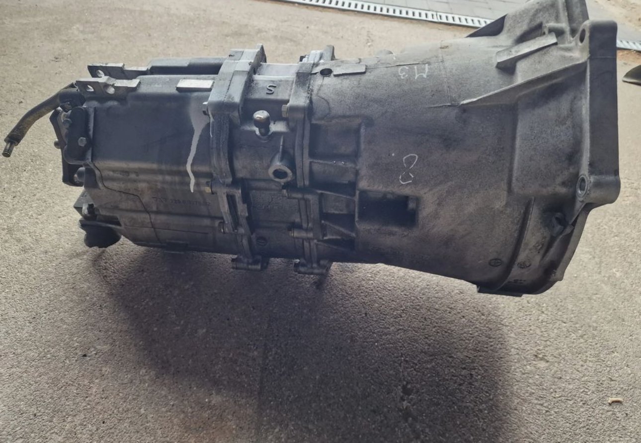 BMW M3 2005 Manual 6 speed gearbox - Image 6
