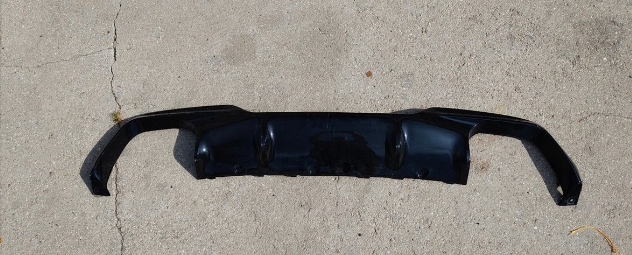 Original BMW F91 F92 F93 M8 rear diffuser rear bumper diffuser