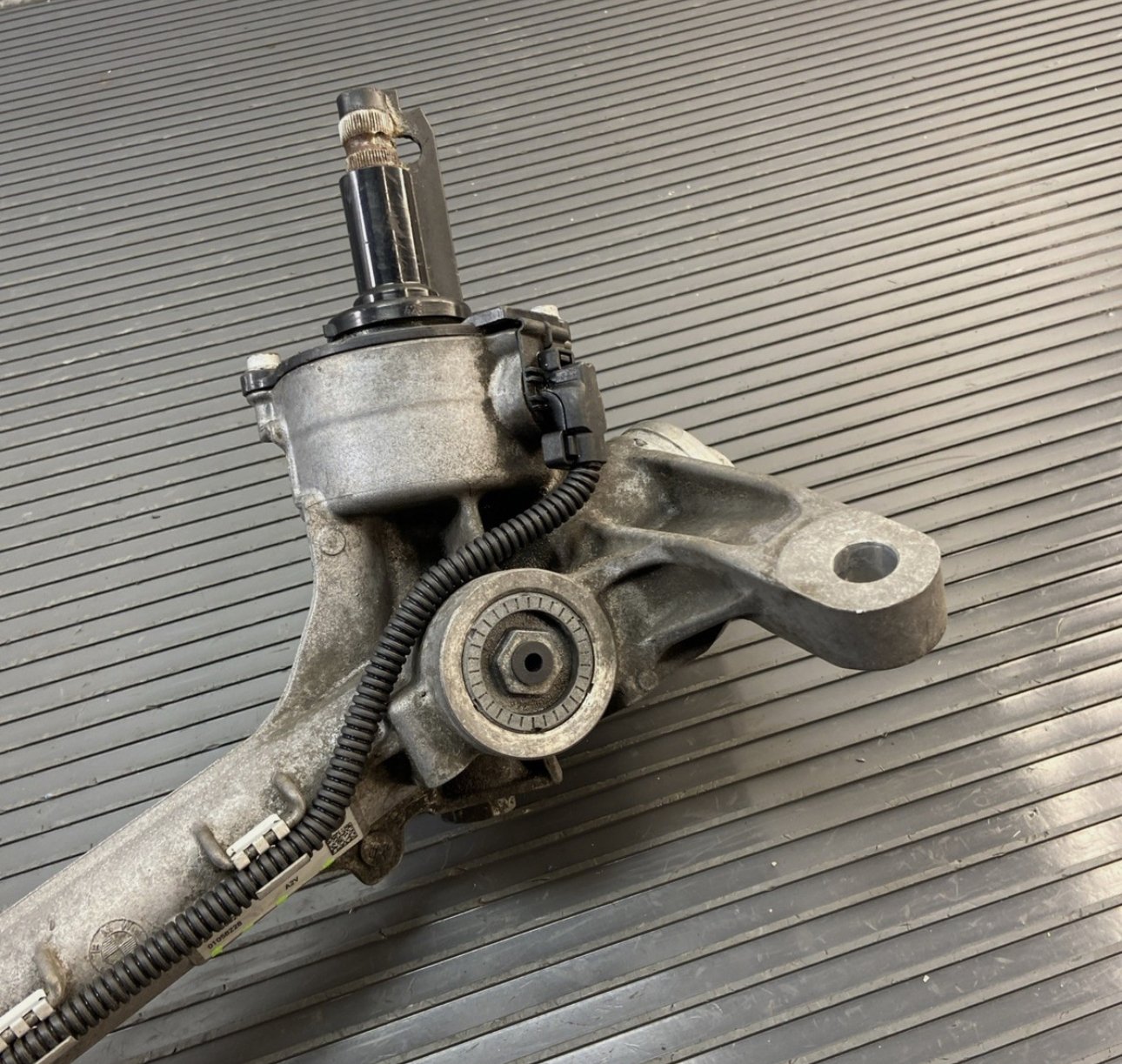 2018-2025 BMW M5 F90 AWD Power Steering Gear Rack - Image 6