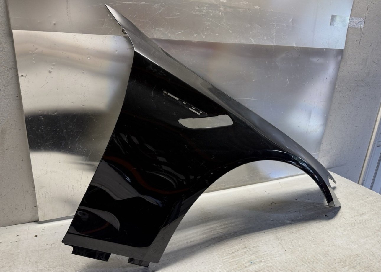2018 2019 2020 2021 2022 2023 BMW M5 F90 Right Passenger Side Fender Panel OEM - Image 2