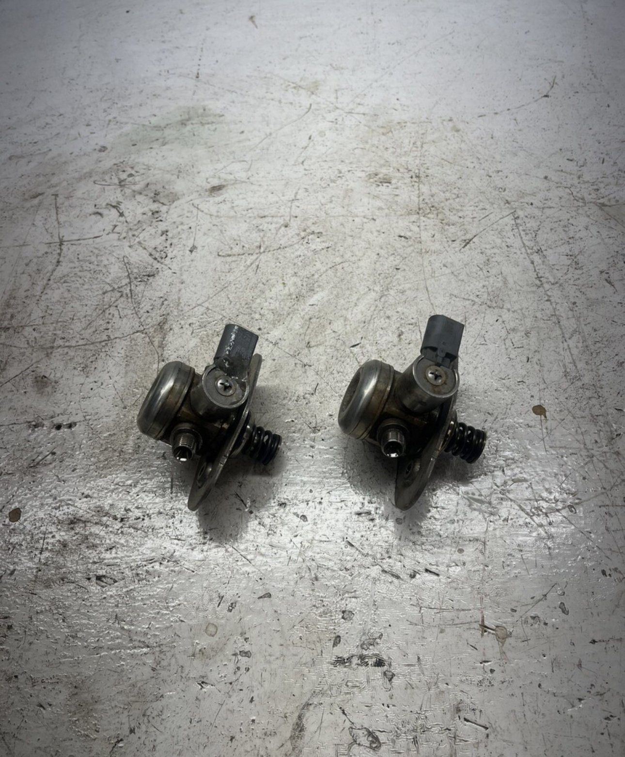 BMW M5 S63 High Pressure Fuel Pimp Pair Left+Right - Image 3