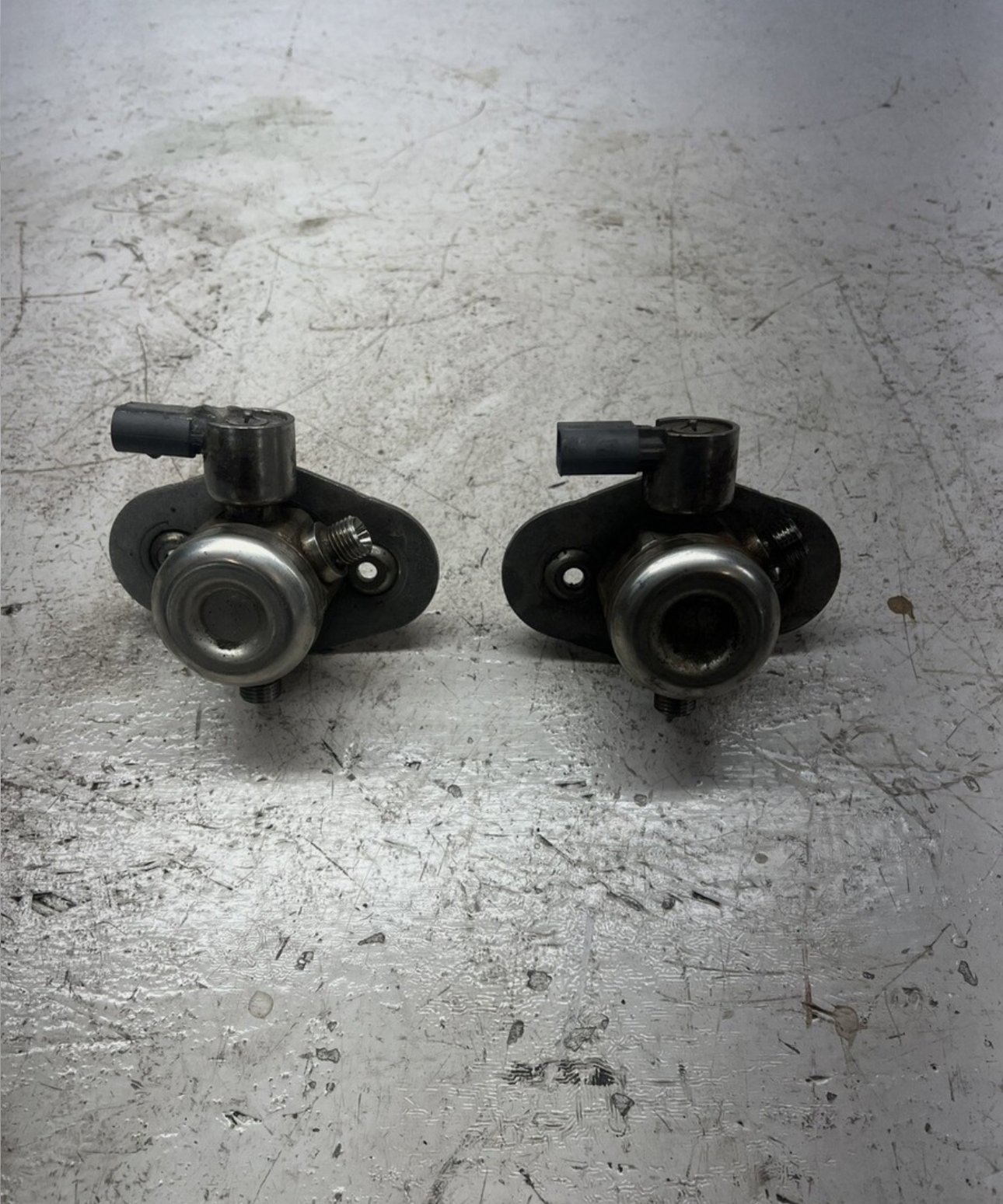 BMW M5 S63 High Pressure Fuel Pimp Pair Left+Right - Image 7