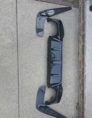 M5 F90 CARBON FIBRE REAR DIFFUSER