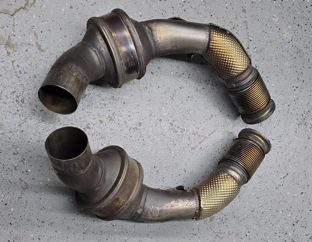 BMW F90 M5 F91 F92 F93 M8 LEFT RIGHT EXHAUST PIPE OEM Muffler