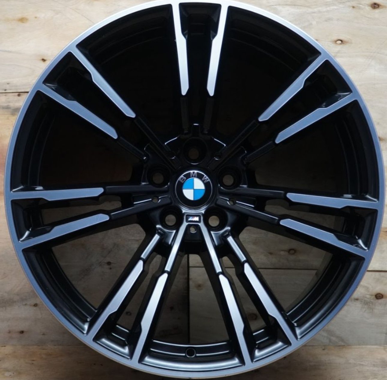 BMW F90 M5 – 706M Staggered Set - Image 5