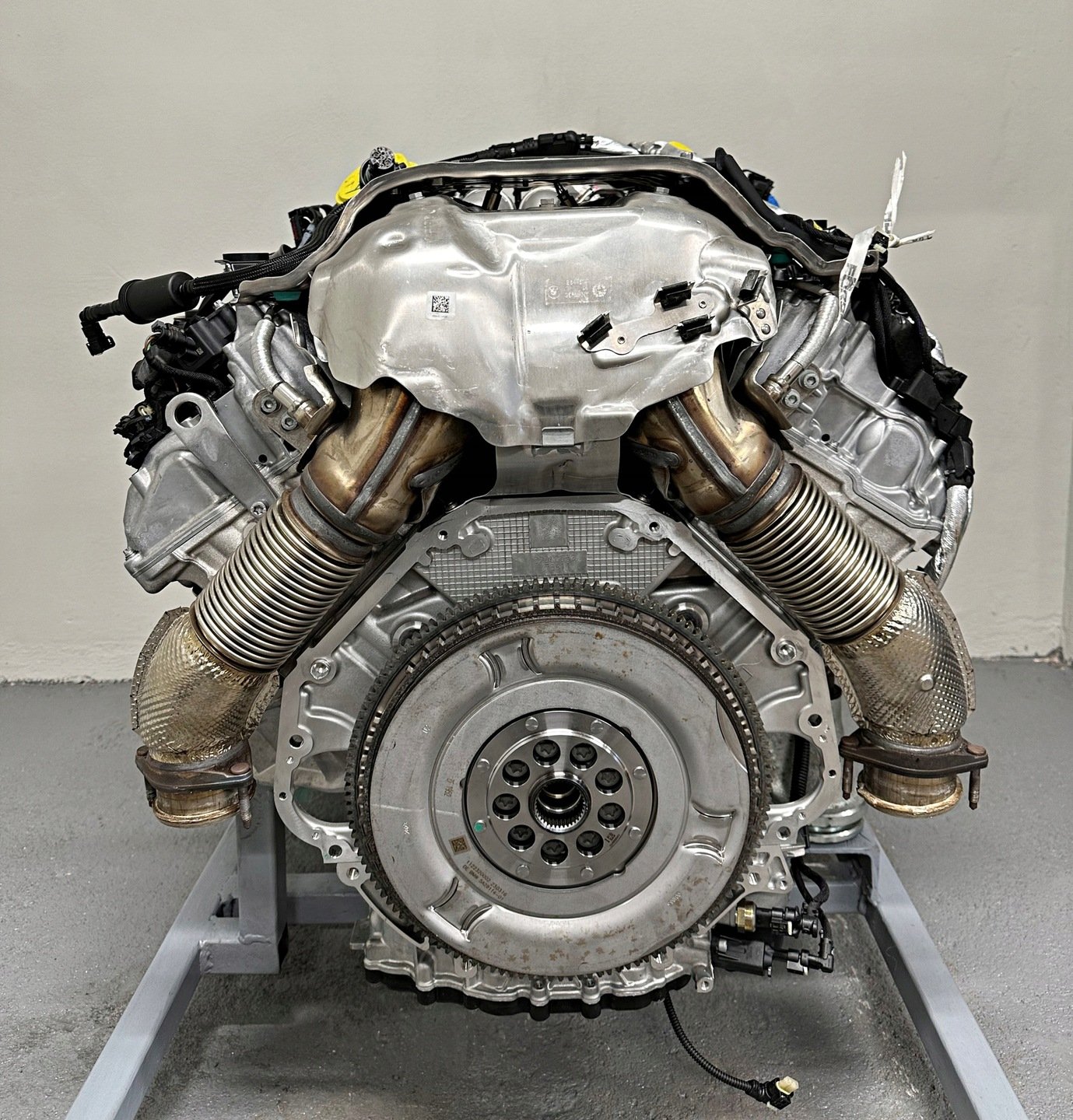 Bmw g70 g05 f95 m5 g90 g09 complete engine - Image 2