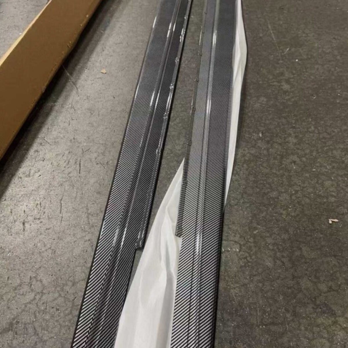 Used Carbon Fiber Look Side Skirts For BMW 5 Series G30 540i F90 M5