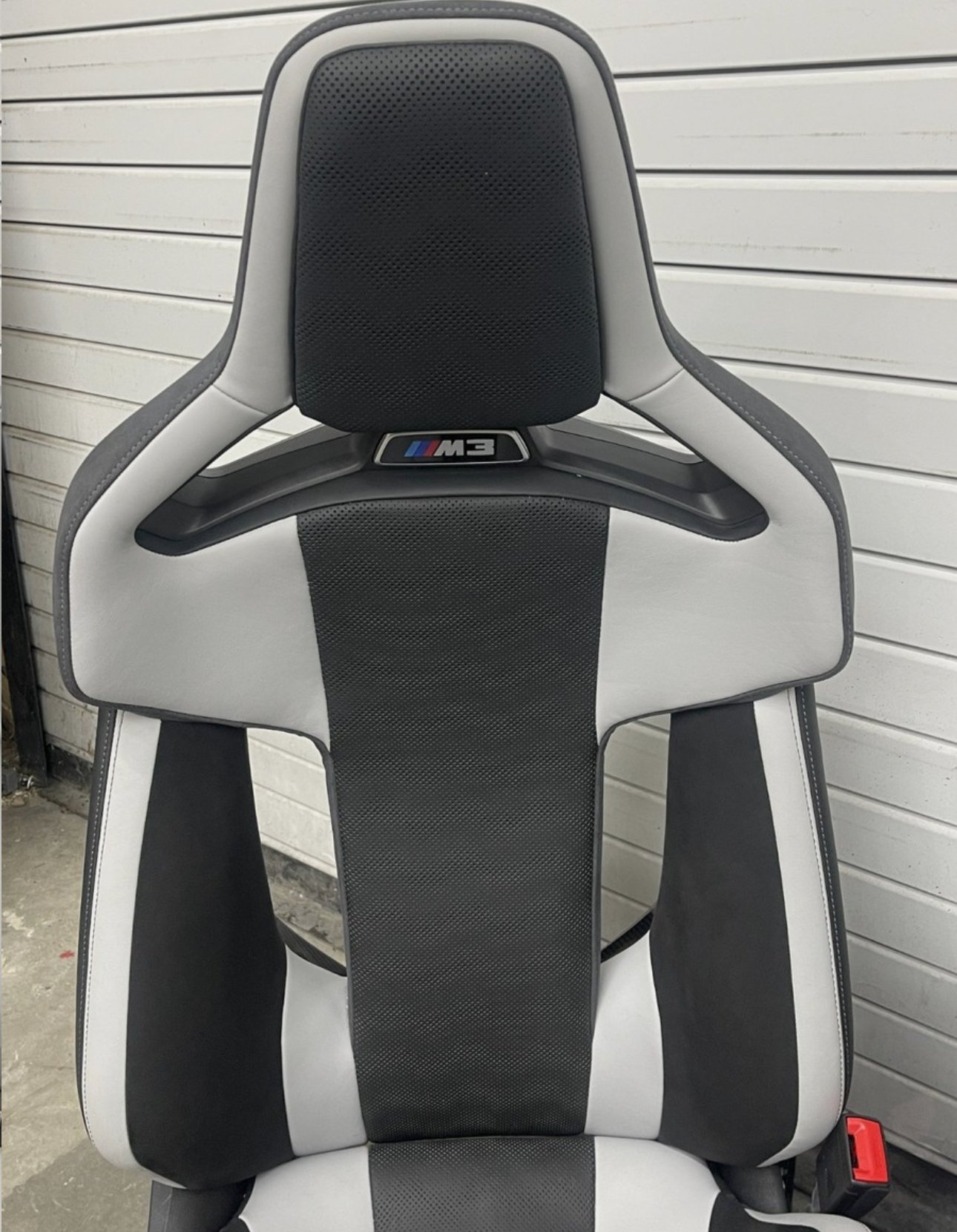 2024 BMW M3 M4 G80 G82 FRONT CARBON BUCKET SEATS REAR SEATS INTERIOR SET OEM - Image 4
