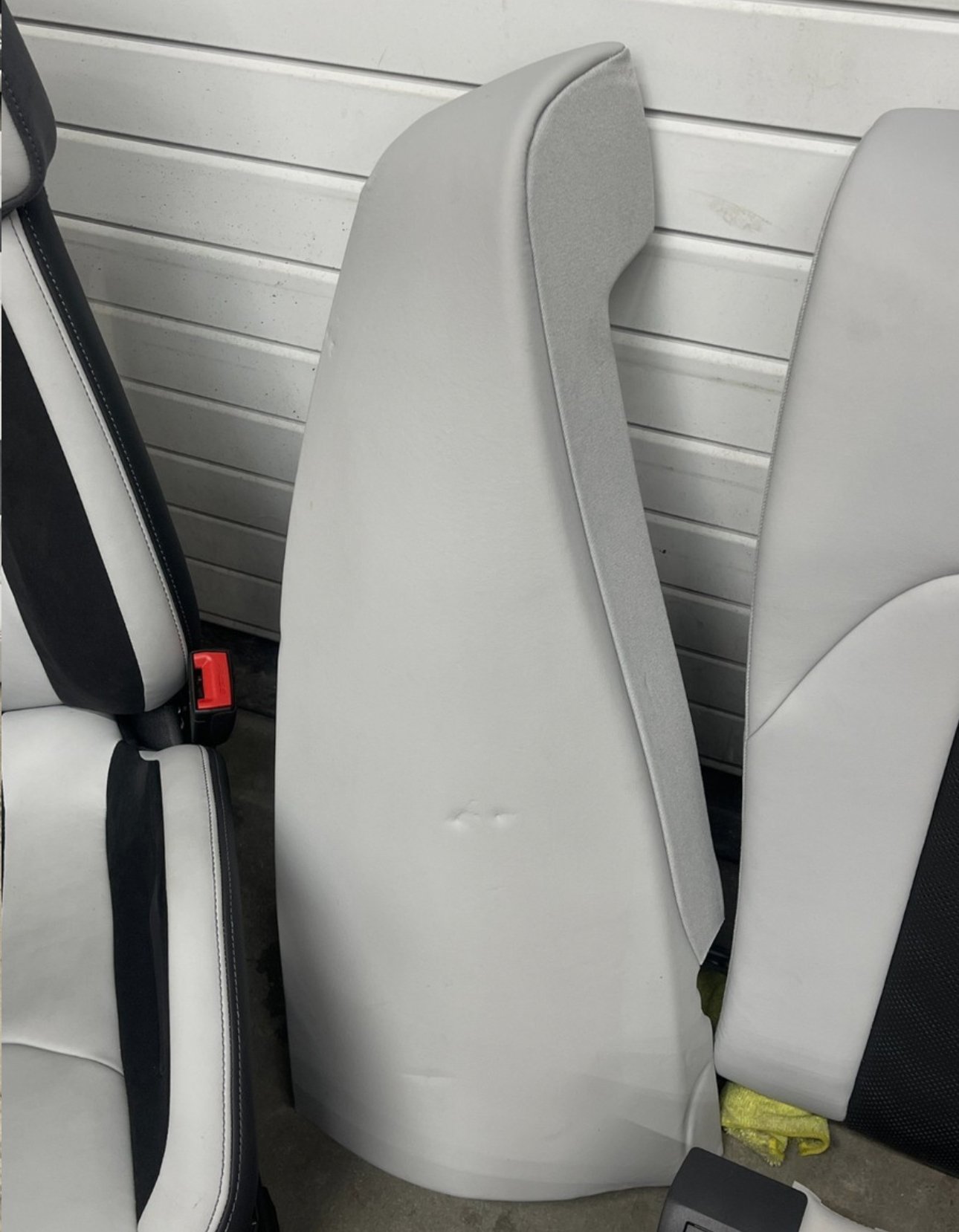 2024 BMW M3 M4 G80 G82 FRONT CARBON BUCKET SEATS REAR SEATS INTERIOR SET OEM - Image 7