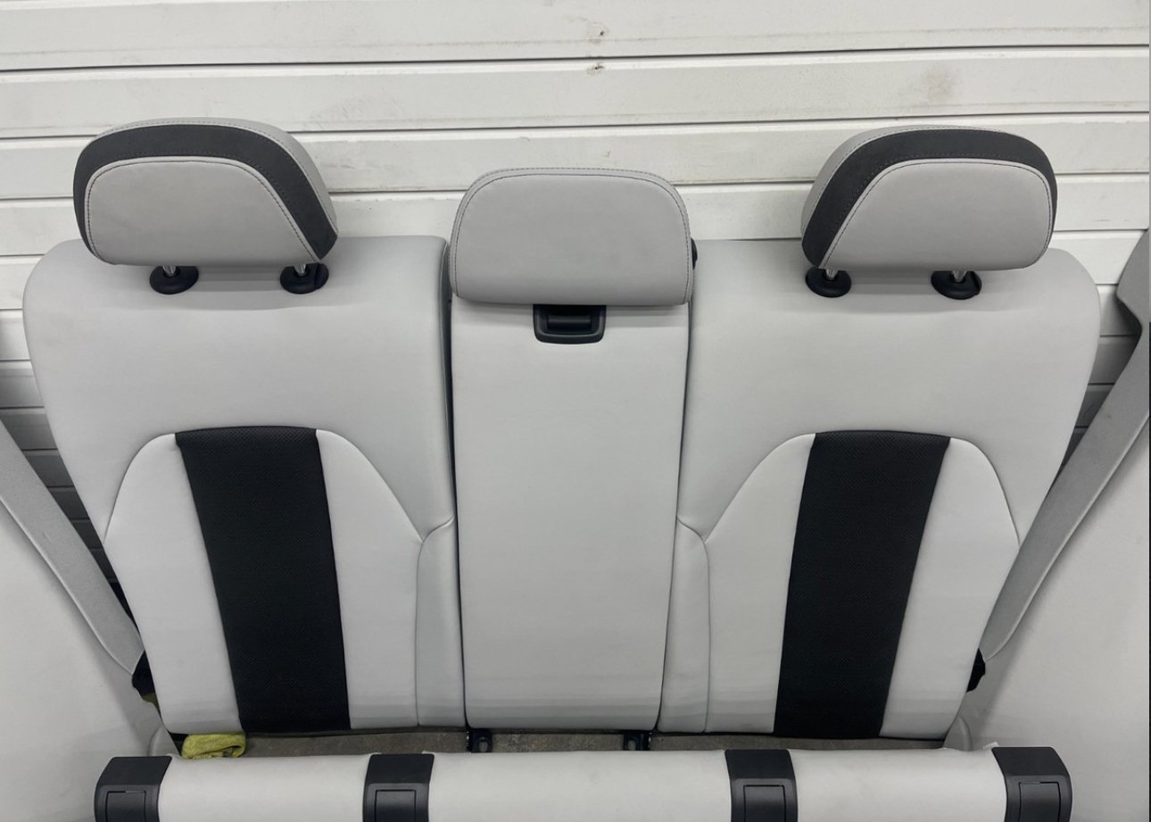 2024 BMW M3 M4 G80 G82 FRONT CARBON BUCKET SEATS REAR SEATS INTERIOR SET OEM - Image 9