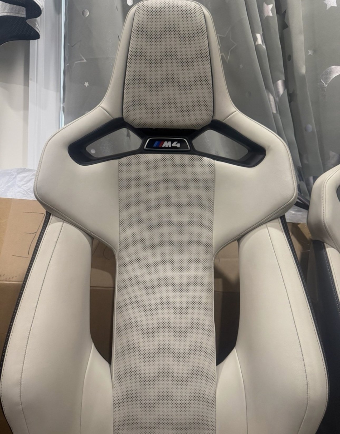BMW m4 g82 carbon bucket seats - Image 4