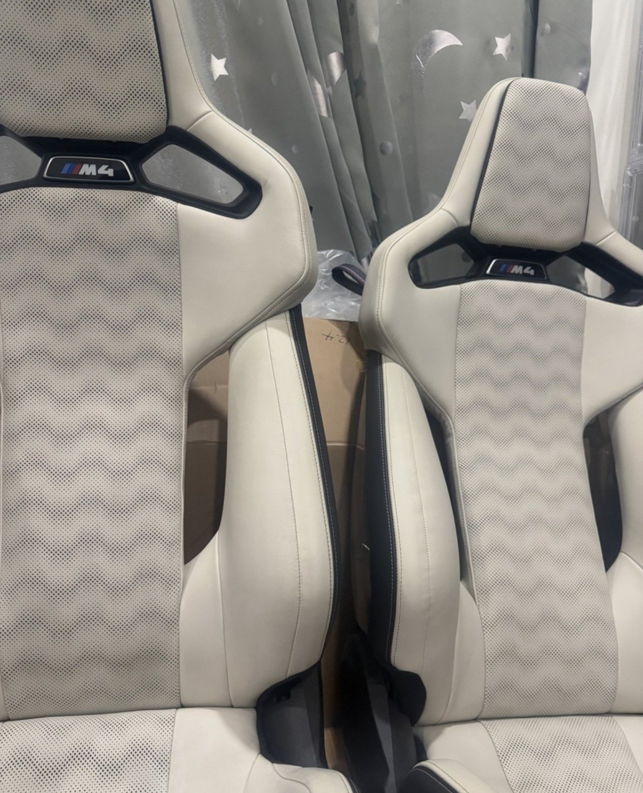 BMW m4 g82 carbon bucket seats - Image 5