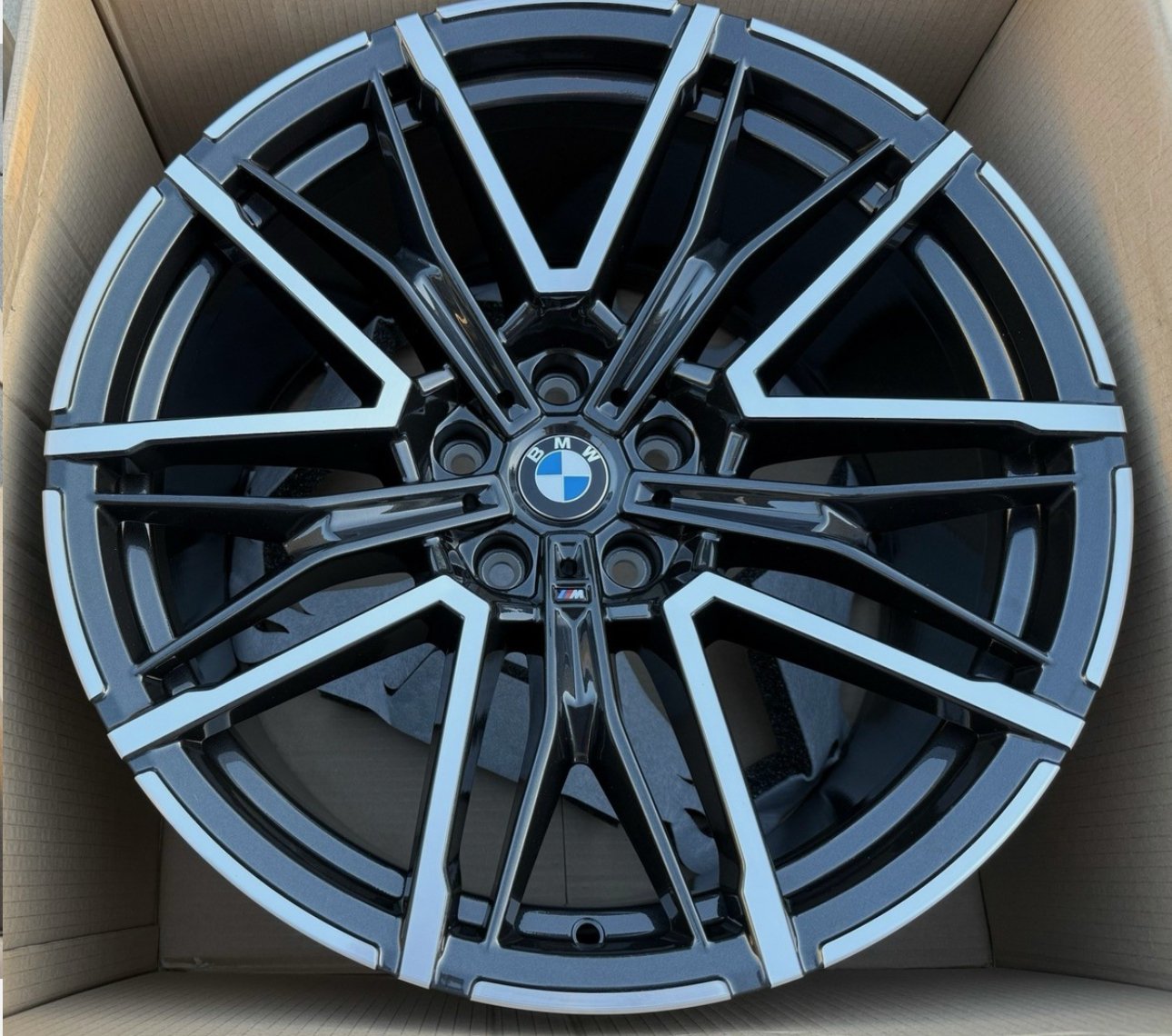 OEM BMW 2025+ G90 G99 M5 Black W/ Polished Face 951M Wheels Rims - Image 6