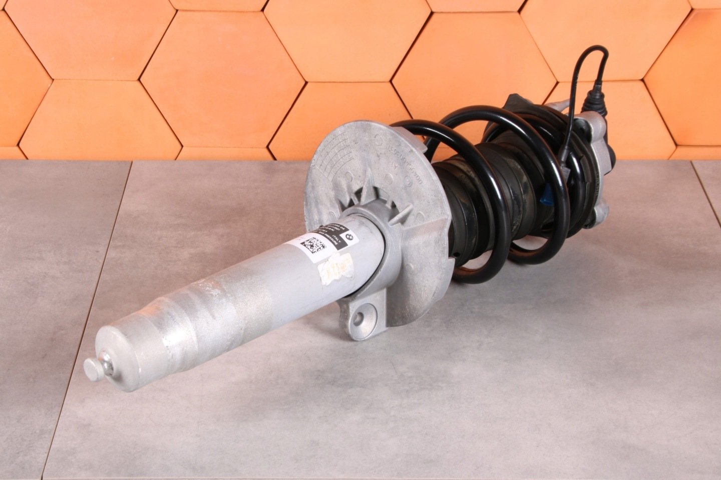 Bmw m2 g87 m3 g80 m4 g82 shock absorber front right edc rwd - Image 3