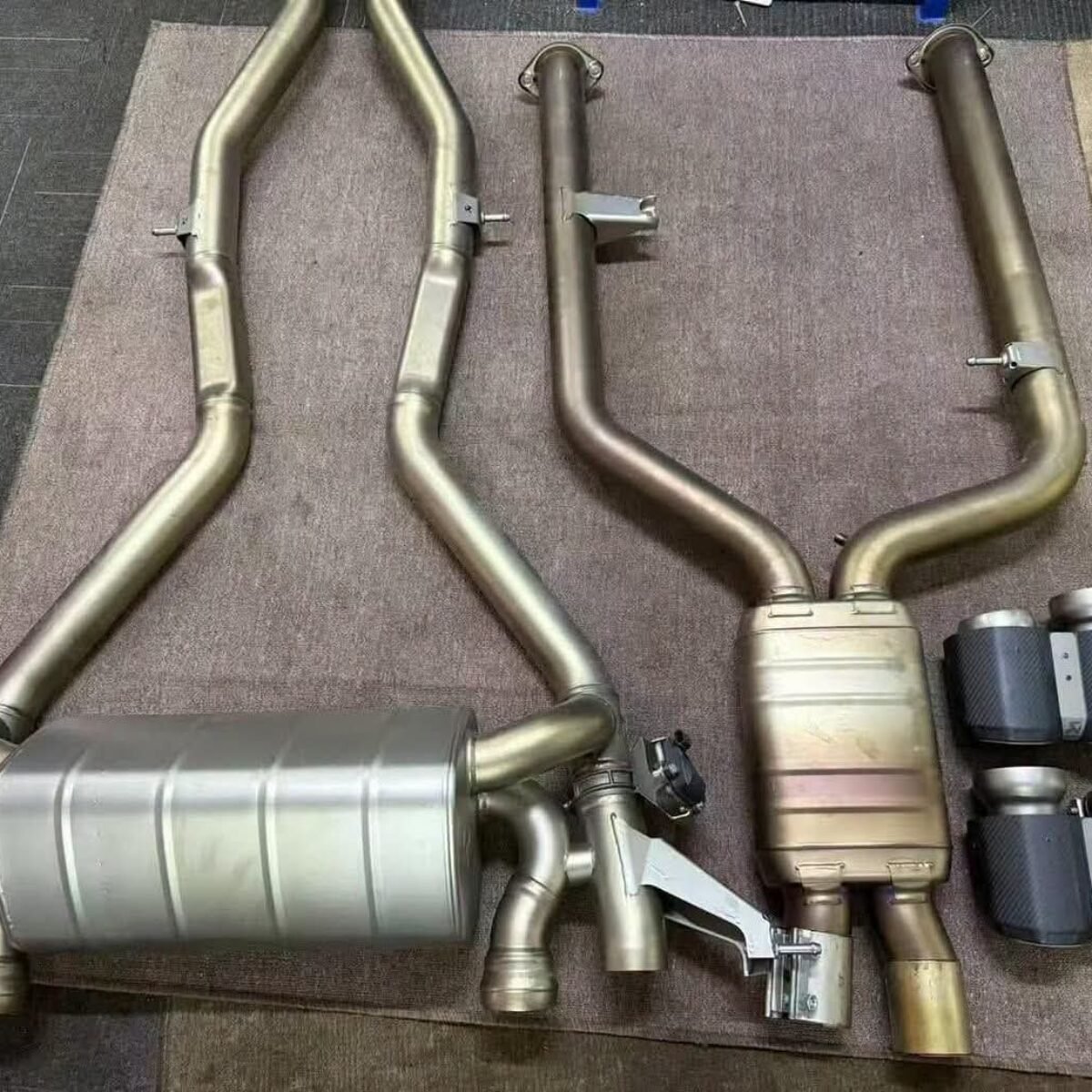 Akrabovic pipe for BMW M2 M3 M4 G87 G80 G82, good condition