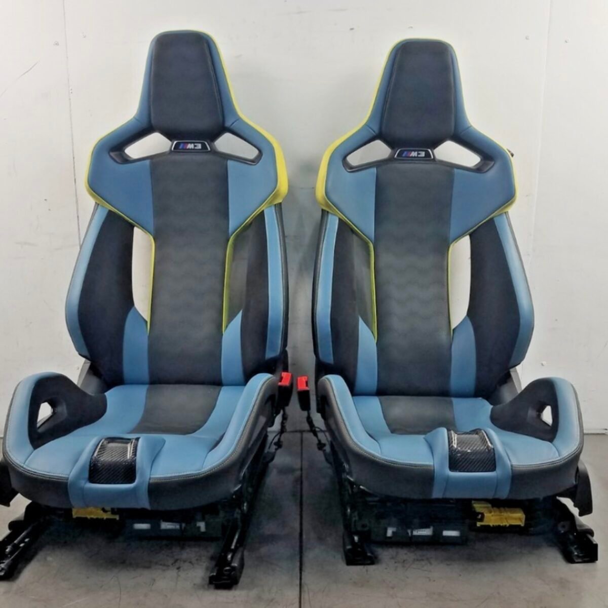2024 BMW M3 xDrive BMW G80 OEM Carbon Bucket Heat Cool Seat Set