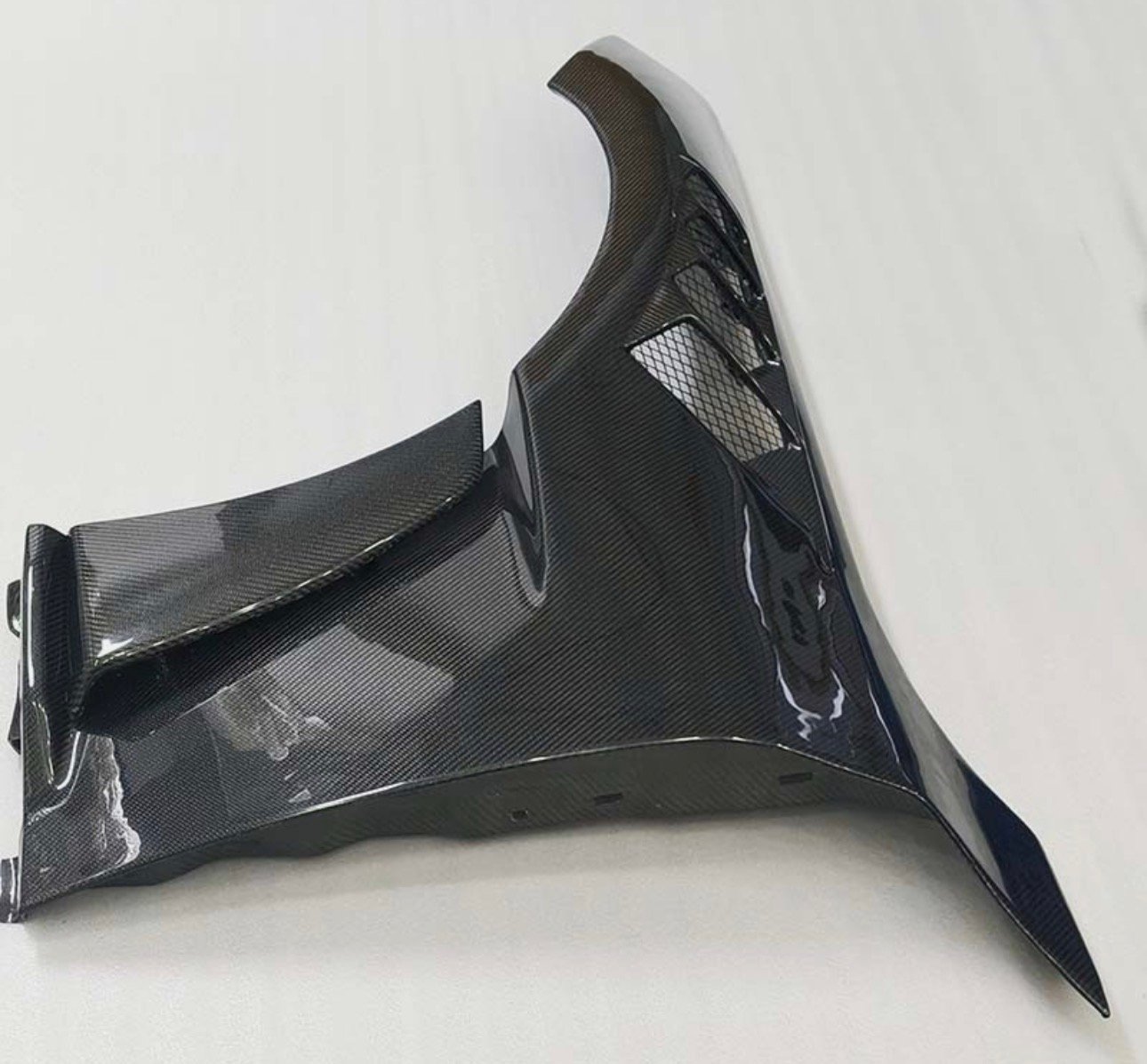Real Carbon Fenders Vented Wings Panel for BMW M2 M2C G87 2023-2024 Pair Gloss - Image 7