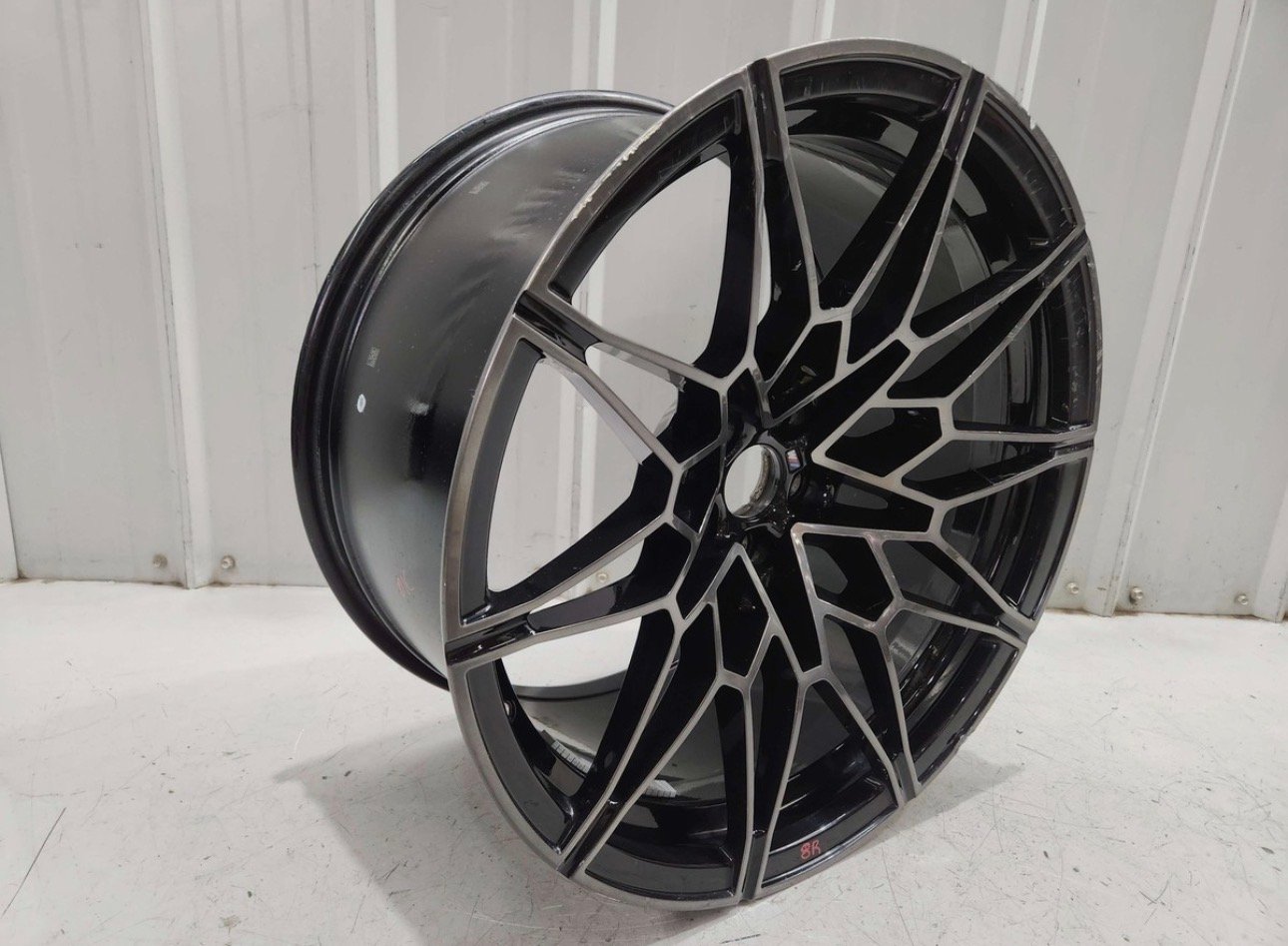 2023 BMW M4 G82 COMPETITION REAR WHEEL RIM 20X10.5 ALLOY 20 SPOKE BLACK *NOTE - Image 3