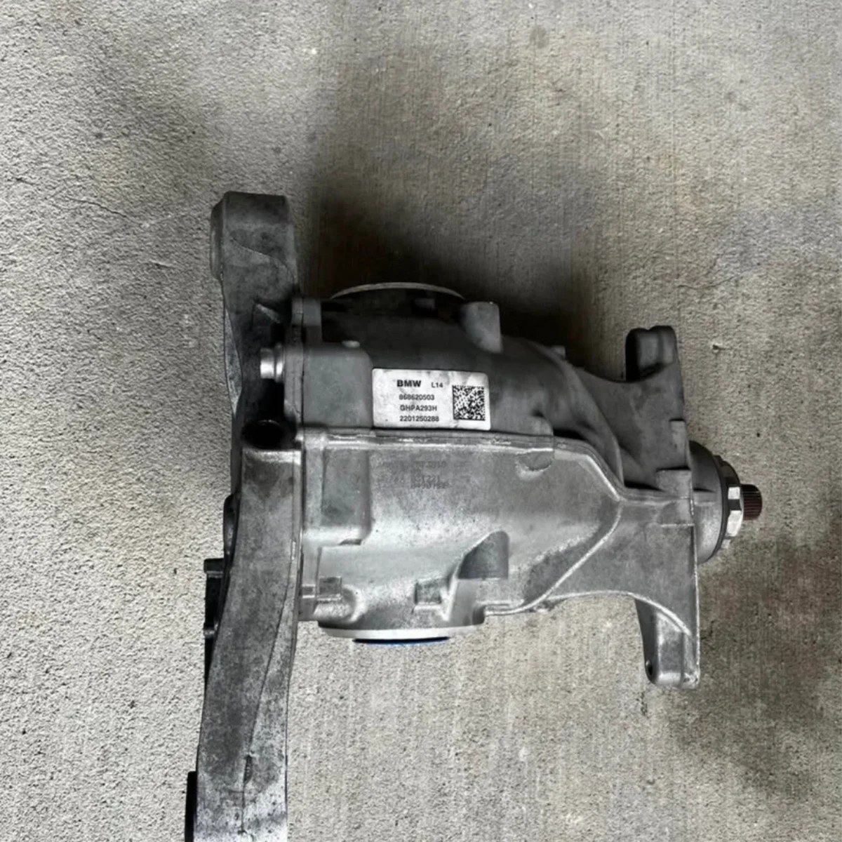 Original BMW Rear Differential 33108686205 G15 G30