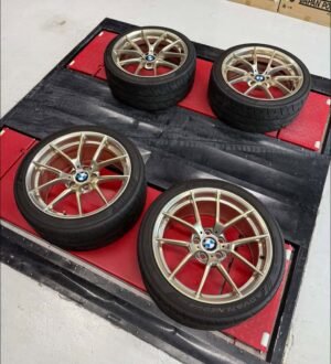 BMW 763M Frozen Gold, rims 19-19, specs 5/120 F9”et29 / R10”et40, can fit all F series models.