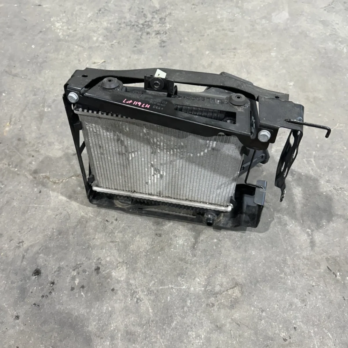 2024 BMW M3 M4 G80 G82 FRONT LEFT AUXILIARY RADIATOR OEM