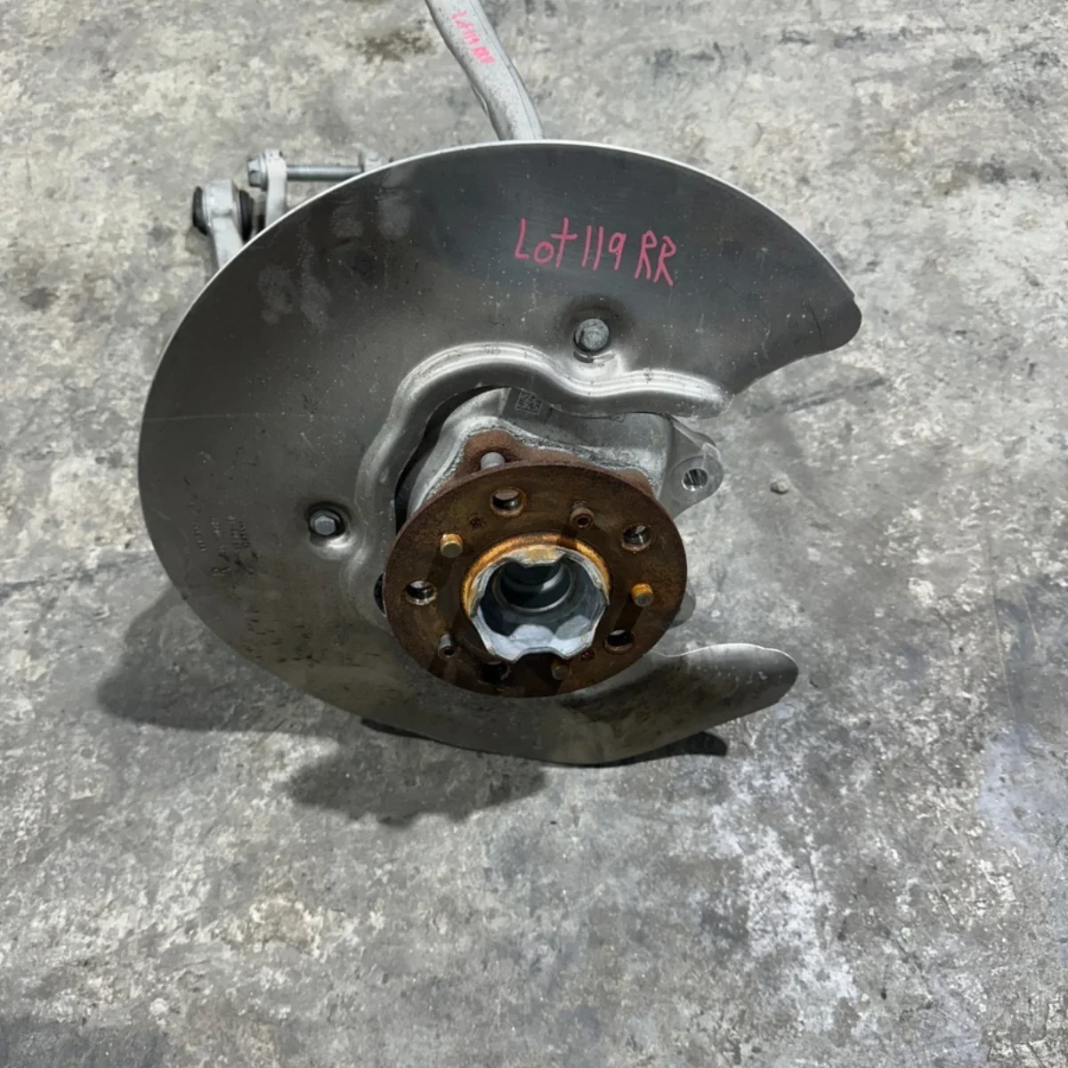 2024 BMW M3 M4 G80 G82 REAR RIGHT SPINDLE KNUCKLE HUB ASSEMBLY OEM 8K MILES