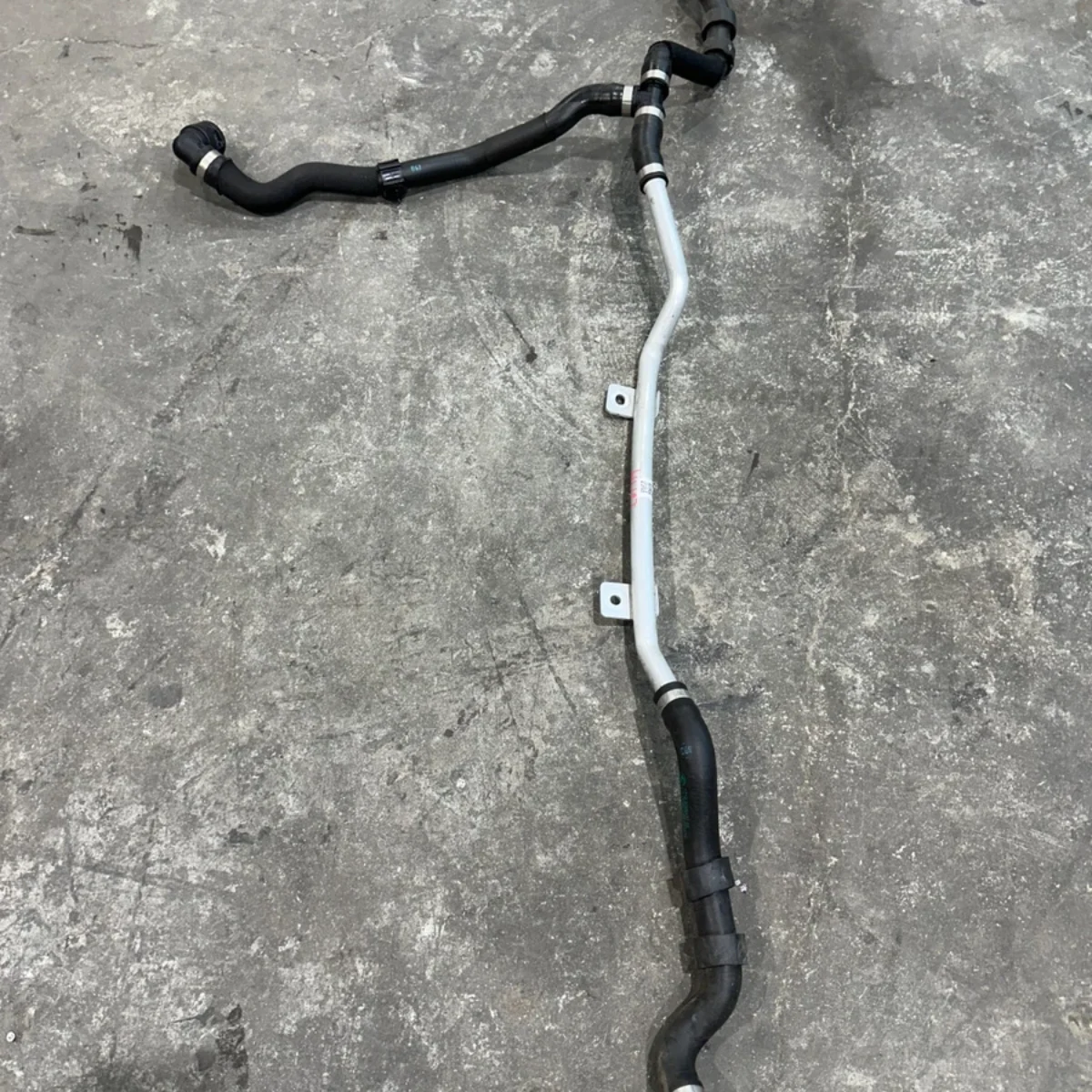 2024 BMW M3 M4 G80 G82 ENGINE COOLANT HOSE PIPE OEM 310000281601