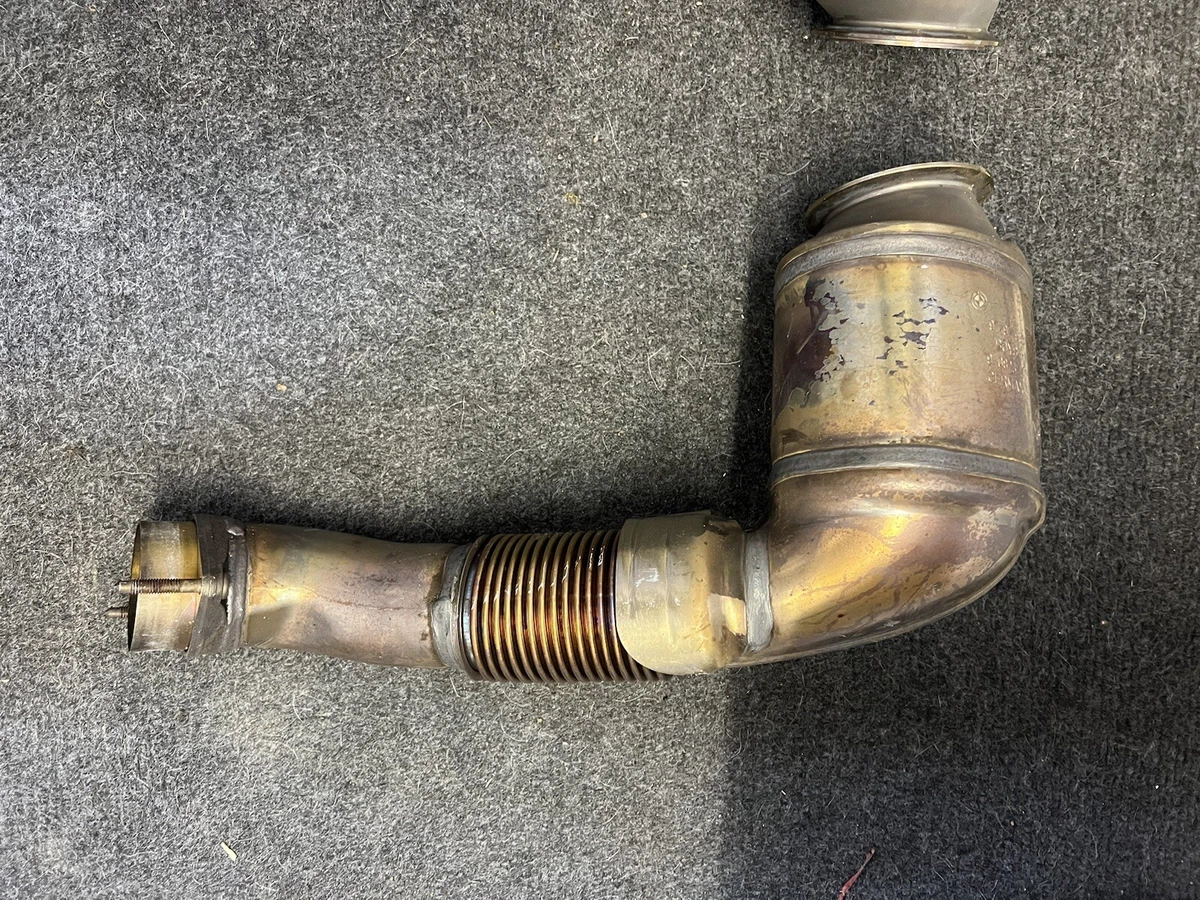 Bmw M850i 2022 g14 g15 g16 primary Oem Catalytic Converters Less Then 100miles - Image 5