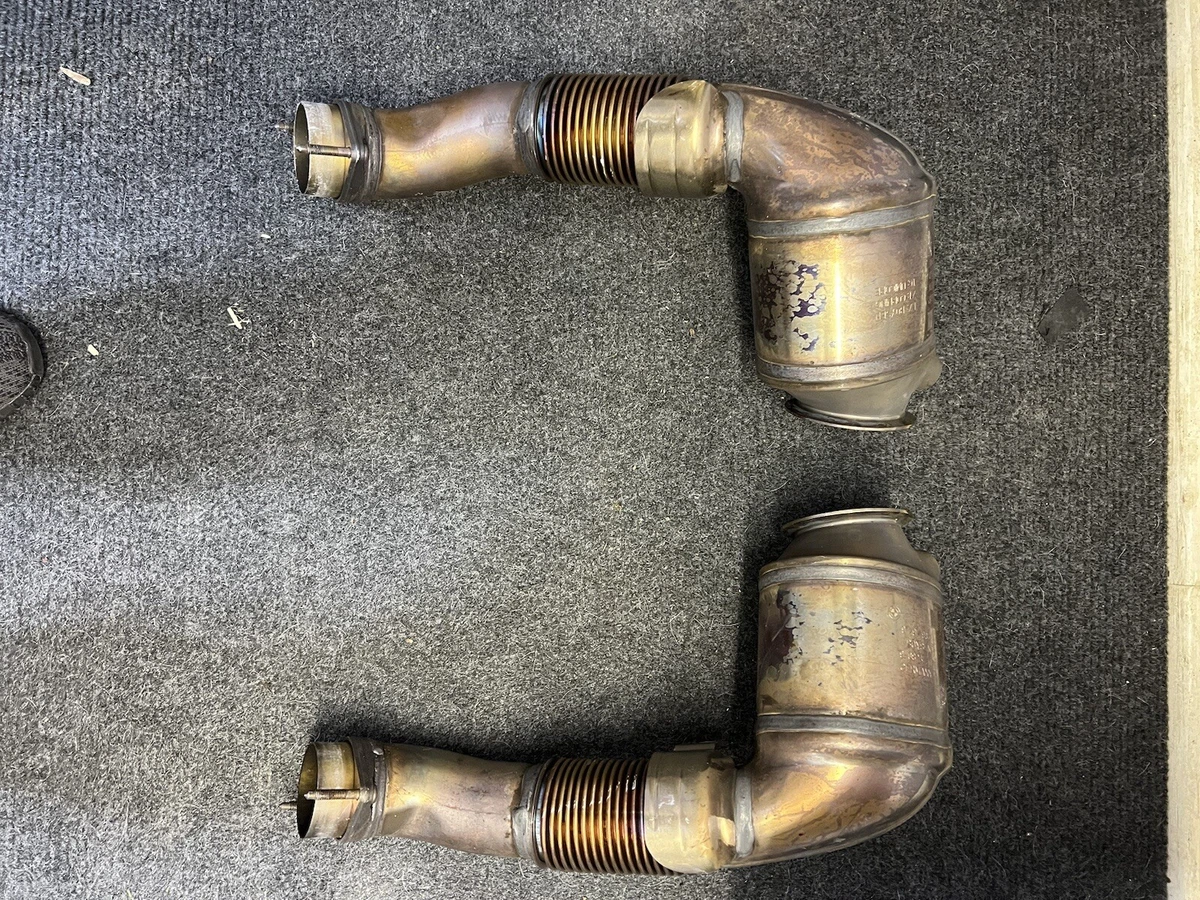 Bmw M850i 2022 g14 g15 g16 primary Oem Catalytic Converters Less Then 100miles - Image 6